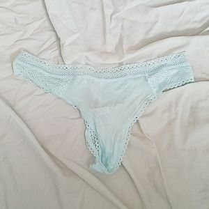 Victoria's Secret Body Thong Panty NWOT
